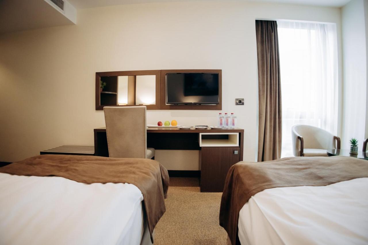Apart Hotel In Nizami Baku Bagian luar foto