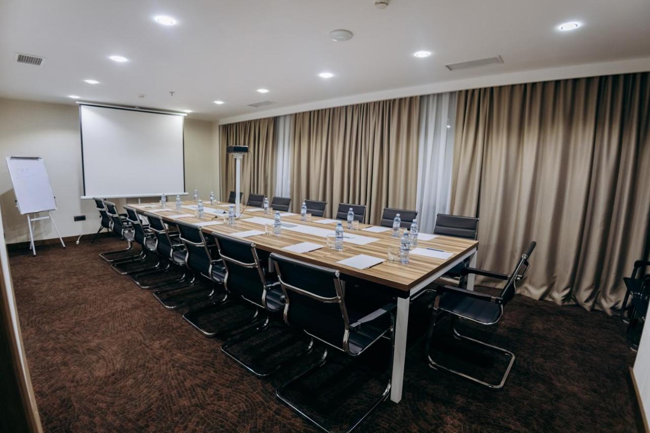 Apart Hotel In Nizami Baku Bagian luar foto