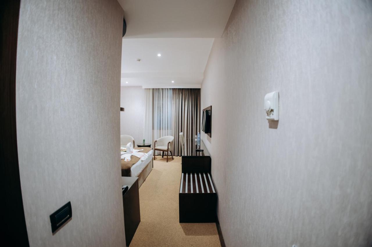 Apart Hotel In Nizami Baku Bagian luar foto