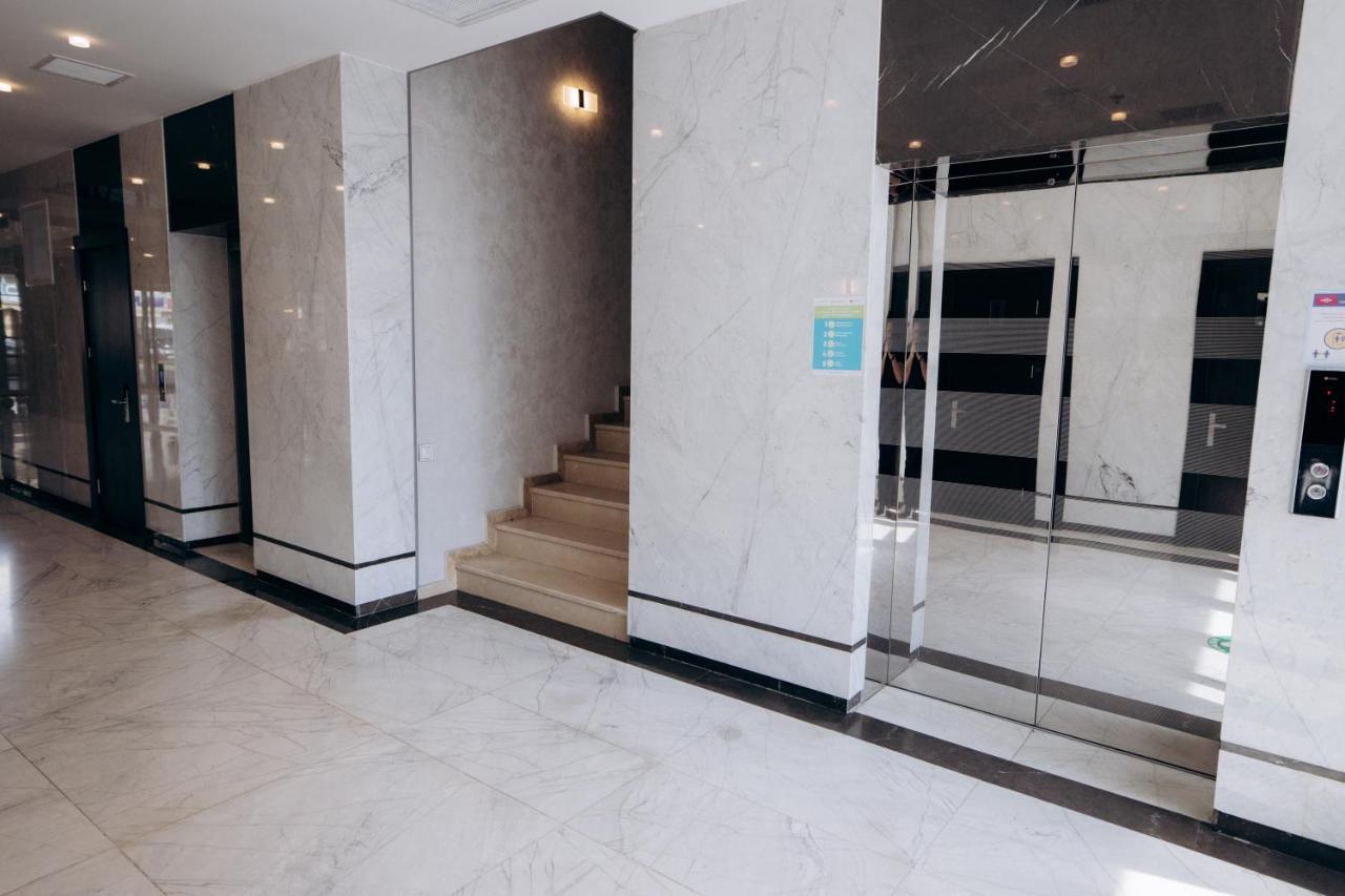 Apart Hotel In Nizami Baku Bagian luar foto