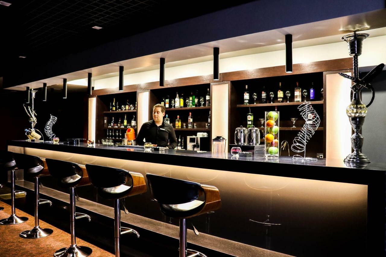 Apart Hotel In Nizami Baku Bagian luar foto